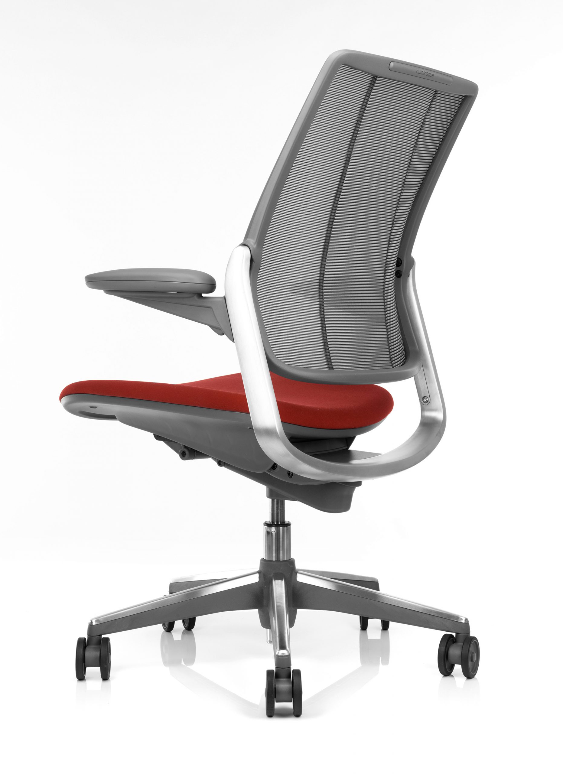 Humanscale diffrient on sale smart chair