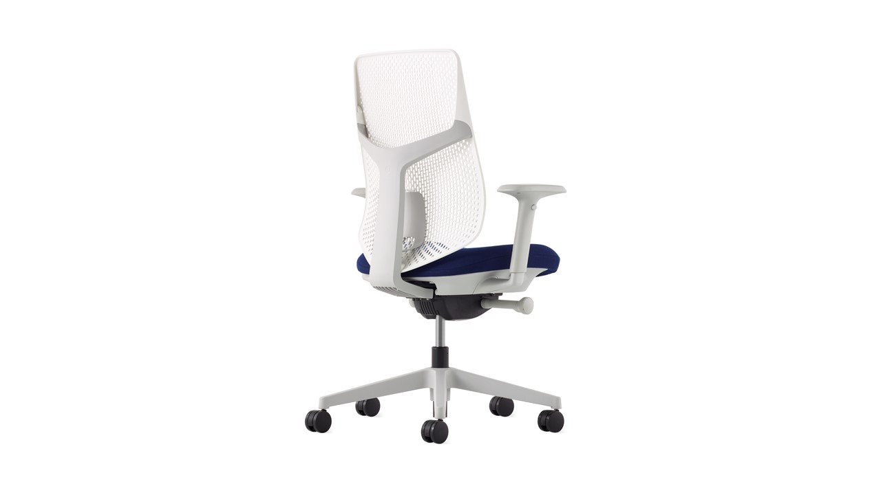 Verus Chair, Mineral Base & Frame, Studio White Triflex Back
