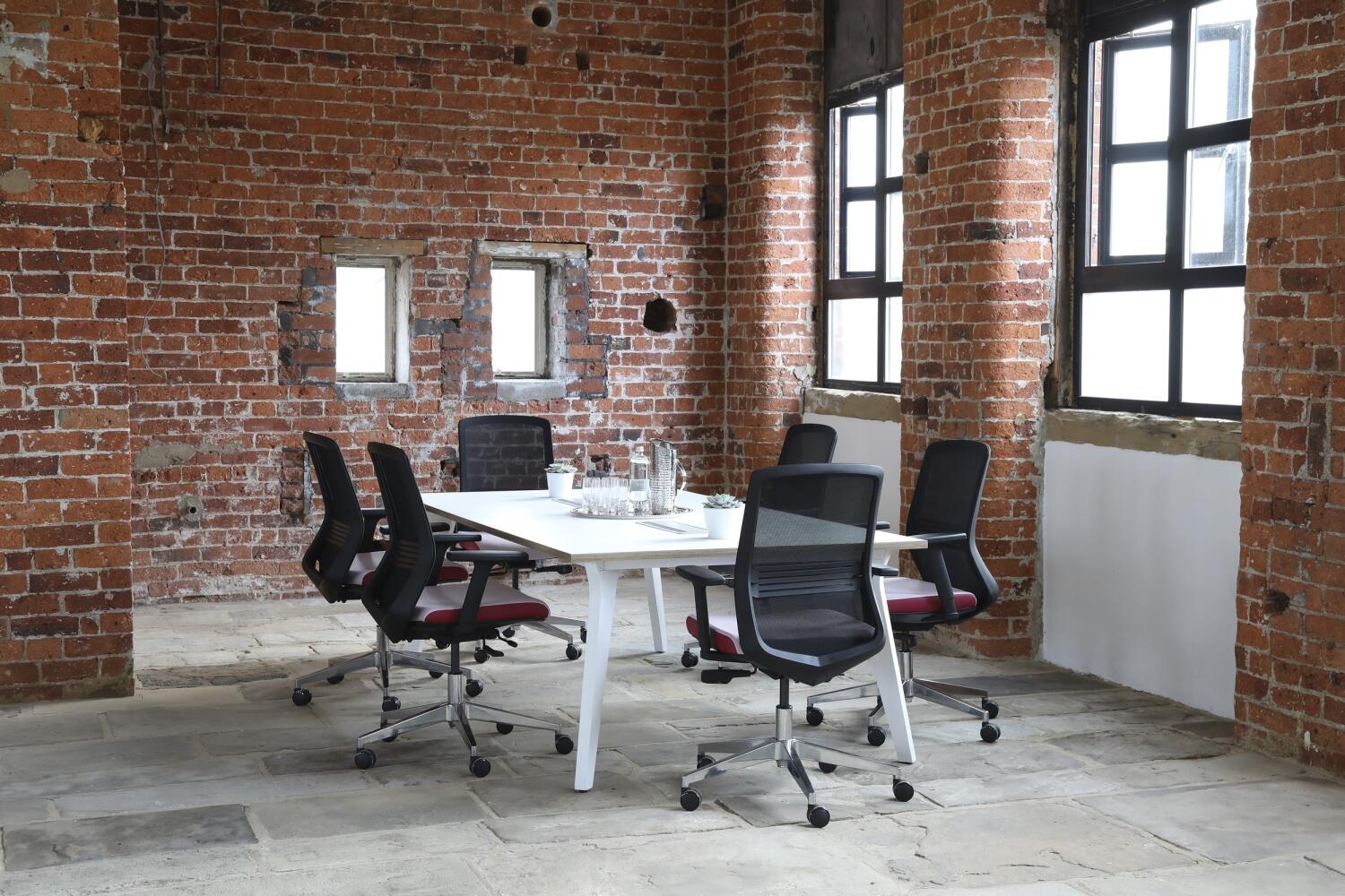 Brochure-Lux-Meeting-S001-1500x1500-opaque